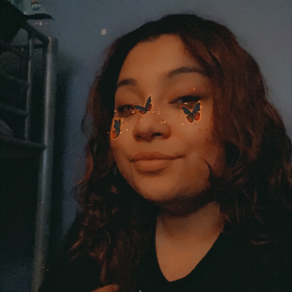 Meet your Posher, Yenis